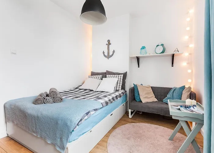 Goodhome - Sea Towers Apartment